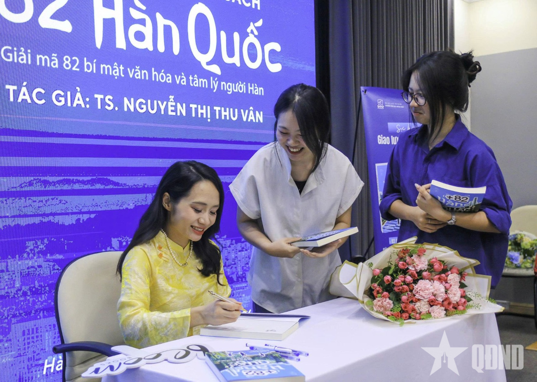 Ra mắt sách song ngữ về văn hóa và tâm lý người Hàn

